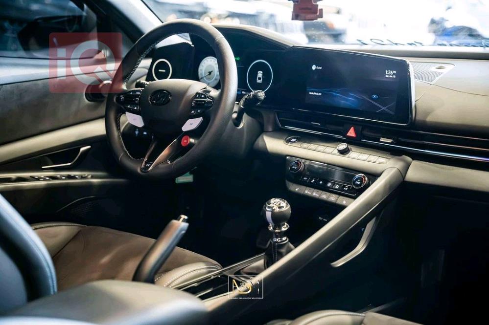 هیوندای ئەلەنترا